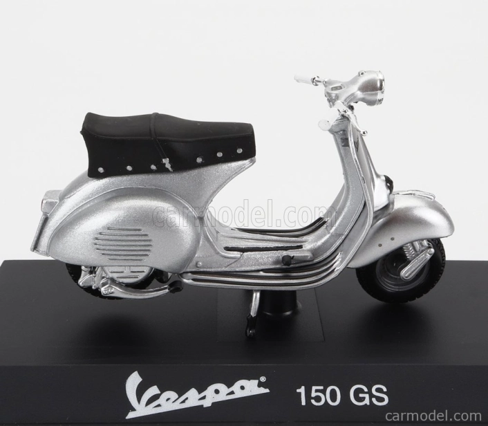 Edicola Piaggio Vespa 150 Gs 1955 1:18 strieborná