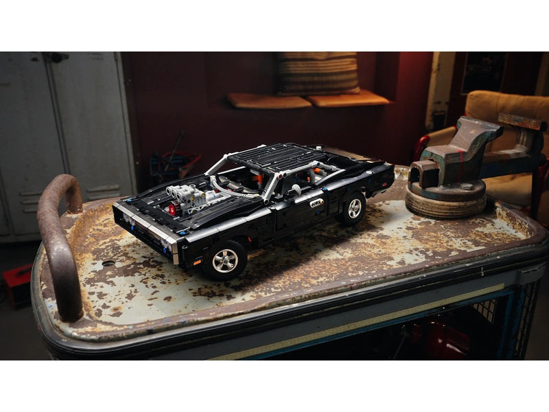 LEGO Technic - Auto Fast and Furious Dodge Charger R/T