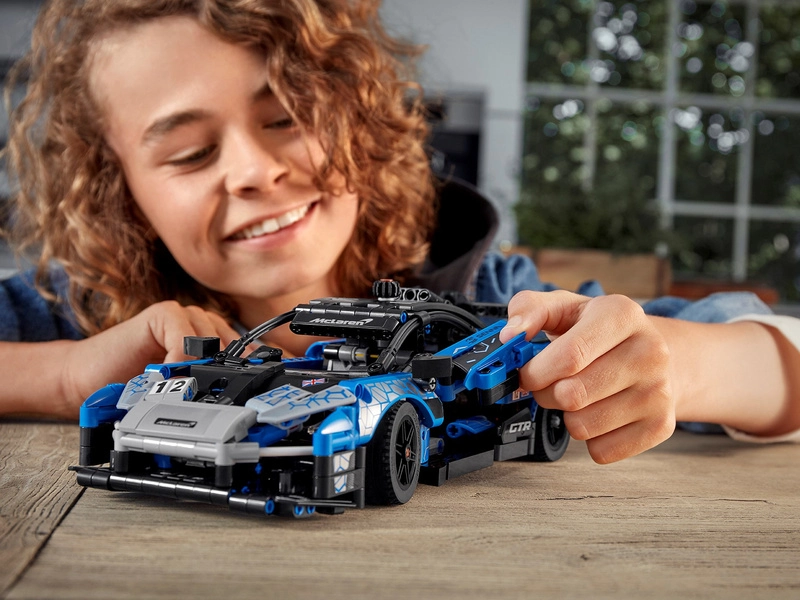 LEGO Technic – McLaren Senna GTR