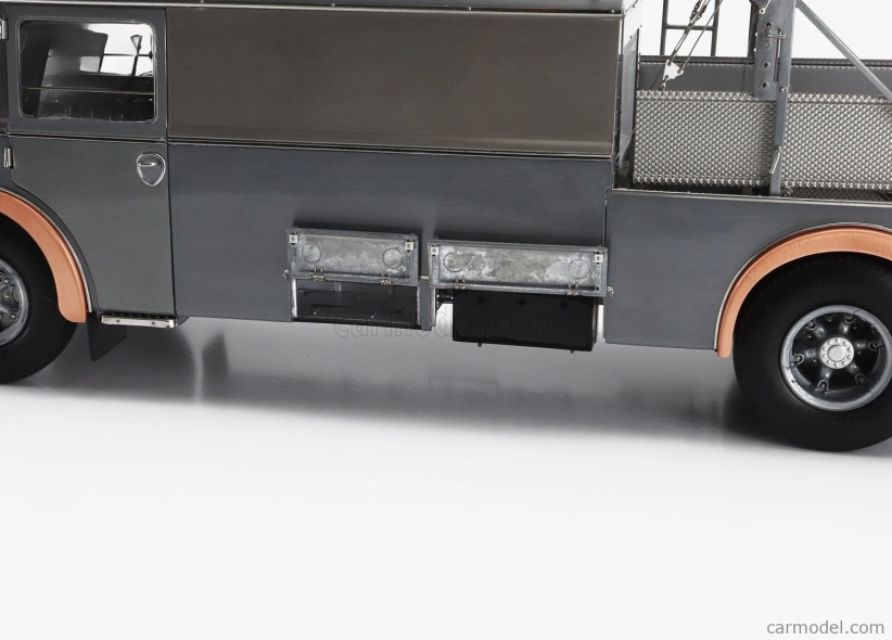 Cmc Fiat 642rn2 Truck Bartoletti F1 Ferrari Car Transporter 1957 1:18 Čirá Povrchová Úprava Šedá