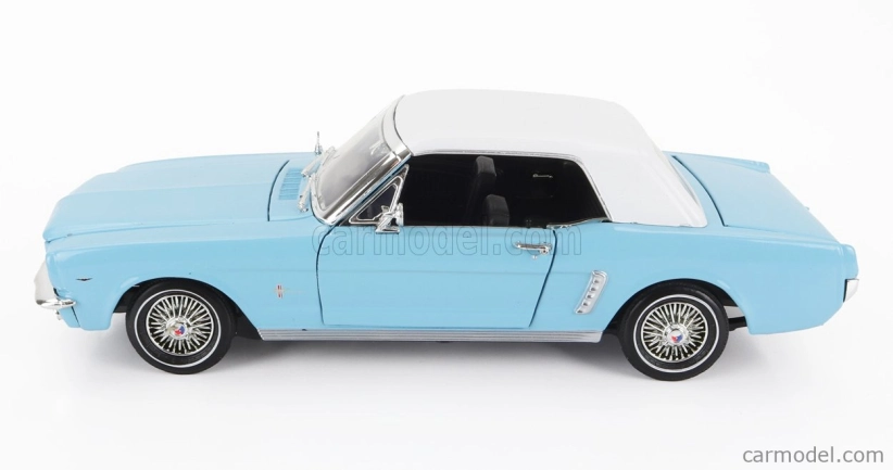 Motor-max Ford usa Mustang Convertible Spider 1967 - 007 James Bond - Thunderball - Operazione Tuono 1:18 Světle Modrá Bílá