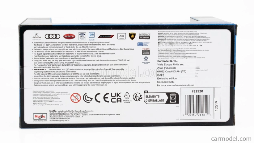 Maisto Toyota Hilux Pick-up 2021 1:27 Black
