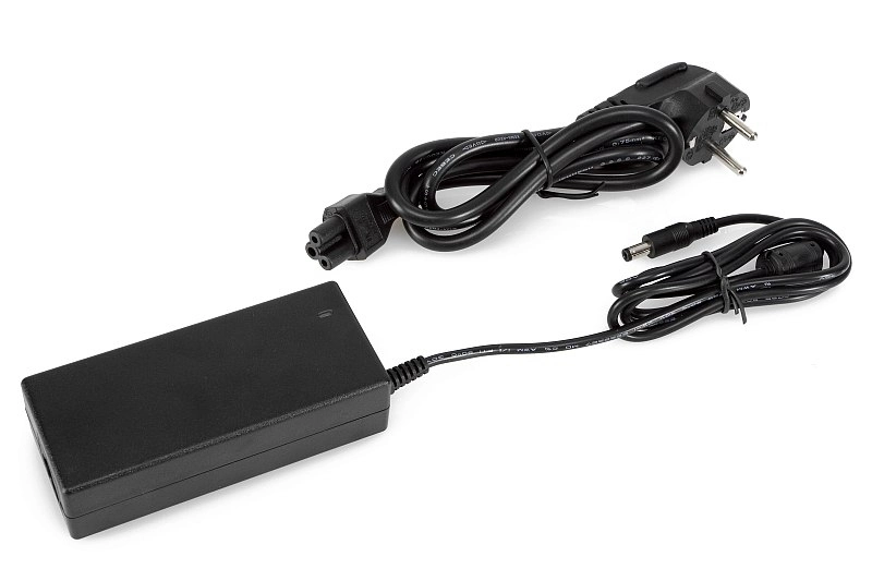 Nabíjačka RAYTRONIC C11+ s balancérom 60W + 12V napájanie