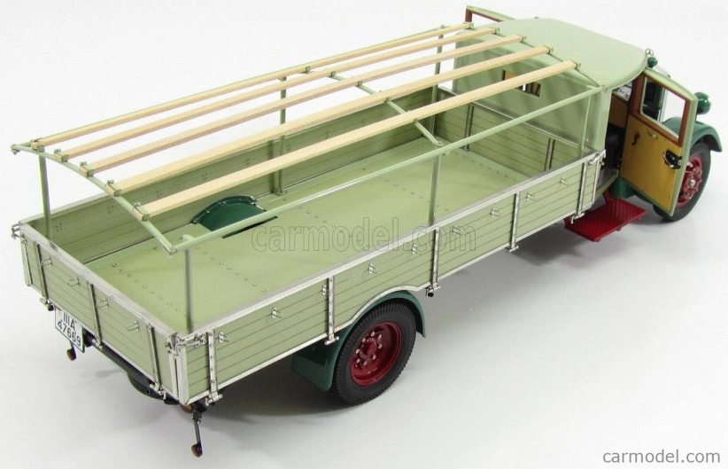 Cmc Mercedes Benz Lo2750 Truck With Tarpaulin - Cassone Telonato 1933 1:18 Zelená