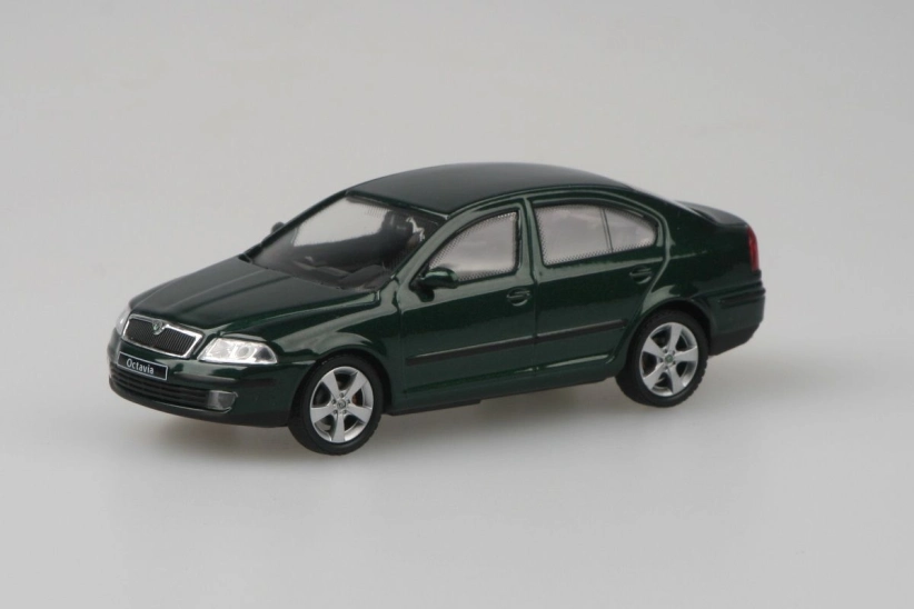 Abrex Škoda Octavia II (2004) 1:43 – zelená natur metalíza