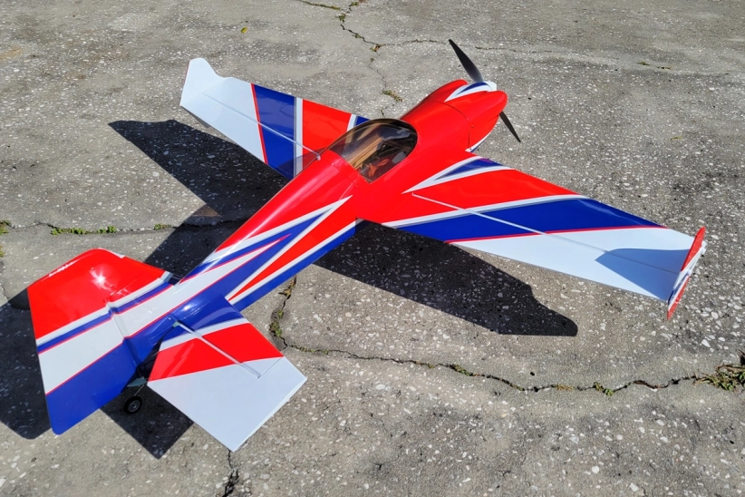 RC letadlo 48" MXS EXP V2 1,21m, červená/bílá/modrá