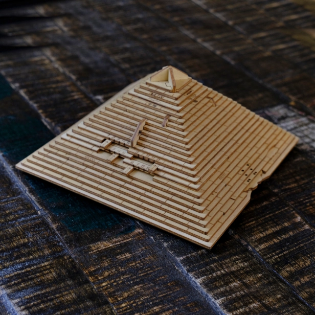 Drevené puzzle Pyramída EscapeWelt