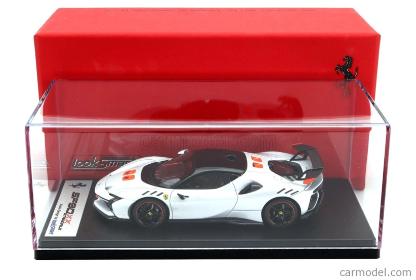 Looksmart Ferrari Sf90 Xx Stradale 2024 1:43 Bianco Artico - Biela oranžová čierna