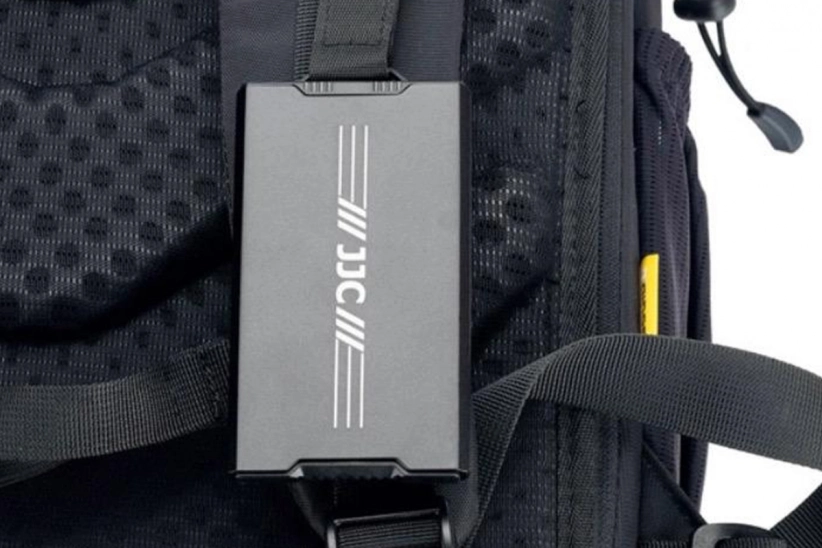 JJC Hliníkový dvojstranný úložný box na paměťové karty (4SD + 12TF + 2 Nano SIM)