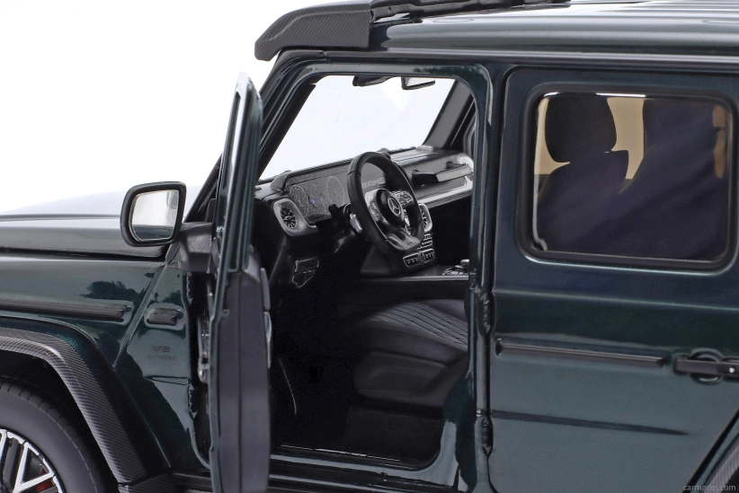 I-scale Mercedes benz G-class G63 Amg V8 Biturbo 4x4 (w463) 2022 1:18 Green Met