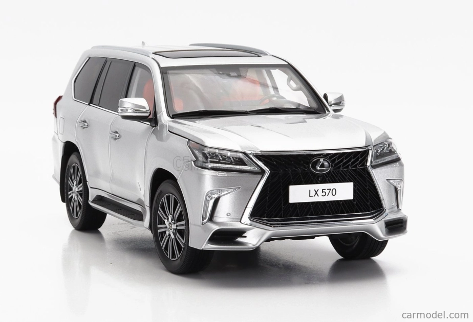 LCD model Lexus Lx570 2022 1:18 strieborný