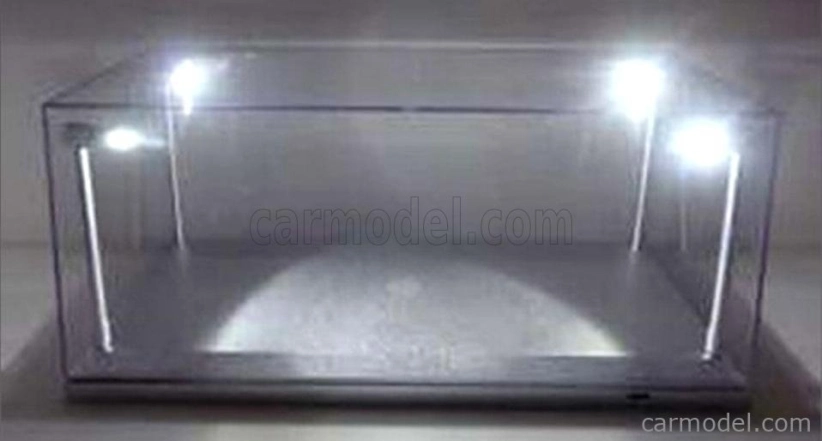 Triple9 Vetrina display box Lungh.lenght Cm 35.5 X Largh.width Cm 15.7 X Alt.height Cm 15.8 (altezza Interna Cm 13.5) - Luci Funzionanti Led - Base Silver 1:18 Plastový Displej