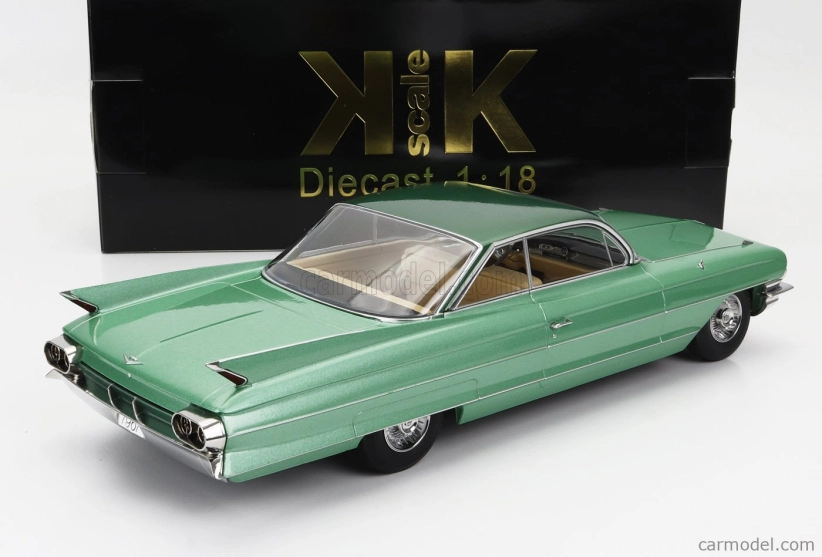 Cadillac Series 62 Coupe Deville 1961 v mierke 1:18, svetlozelená farba