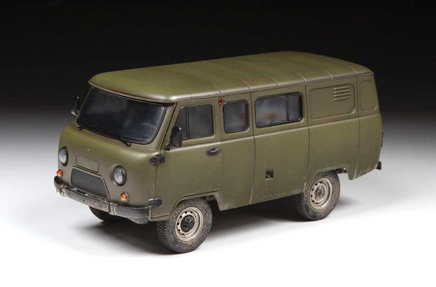 Zvezda UAZ 3909 (1:35)