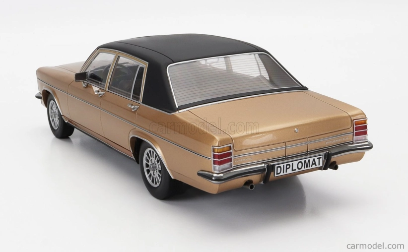 Mcg Opel Diplomat B 1972 1:18 Zlatá Černá