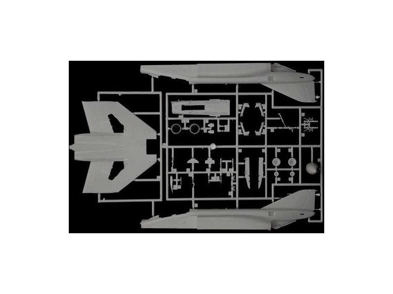 Italeri F-4 C/D/J Phantom II ACES USAF-US Navy Vietnam (1:72)