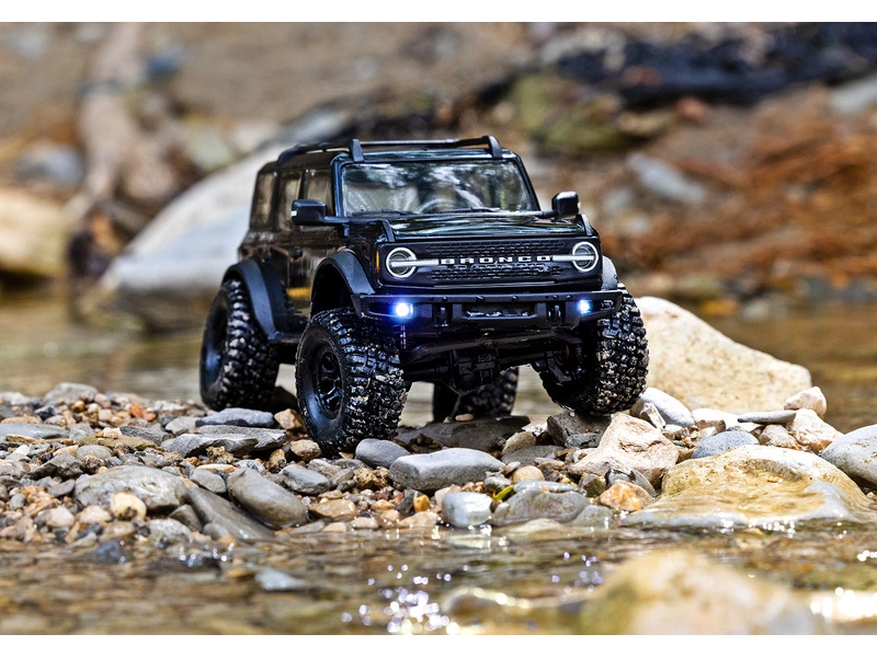 ROZBALENO - RC auto Traxxas TRX-4M Ford Bronco 2021 1:18 RTR, oranžová