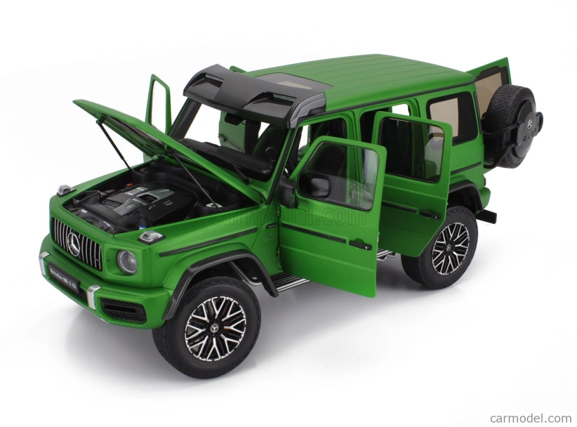 Almost-real Mercedes benz G-class G63 Amg (w463) 4x4 2023 1:18 Peklo Magno Zelená