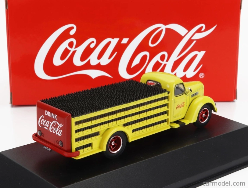 Edicola International Kb8 Truck With Bottle Coca-cola 1948 1:72 Žlutá