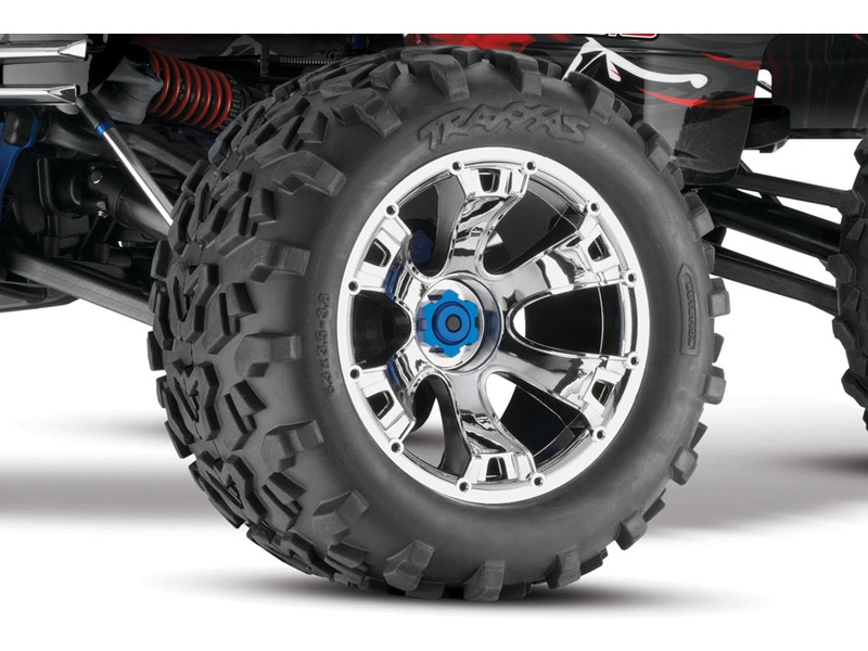 RC auto Traxxas Nitro Revo