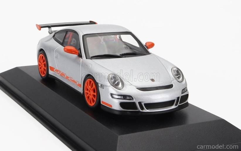 Minichamps Porsche 911 997 Gt3 Rs Coupe 2006 1:43 strieborná oranžová