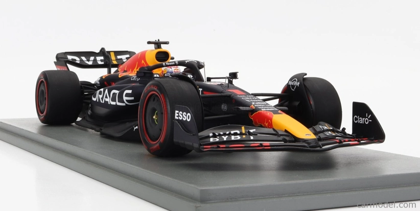 Spark-model Red bull F1  Rb18 Team Oracle Red Bull Racing N 1 Winner Dutch Gp World Champion 2022 - 30th Victory Max Verstappen 1:18 Matná Modrá Žlutá Červená