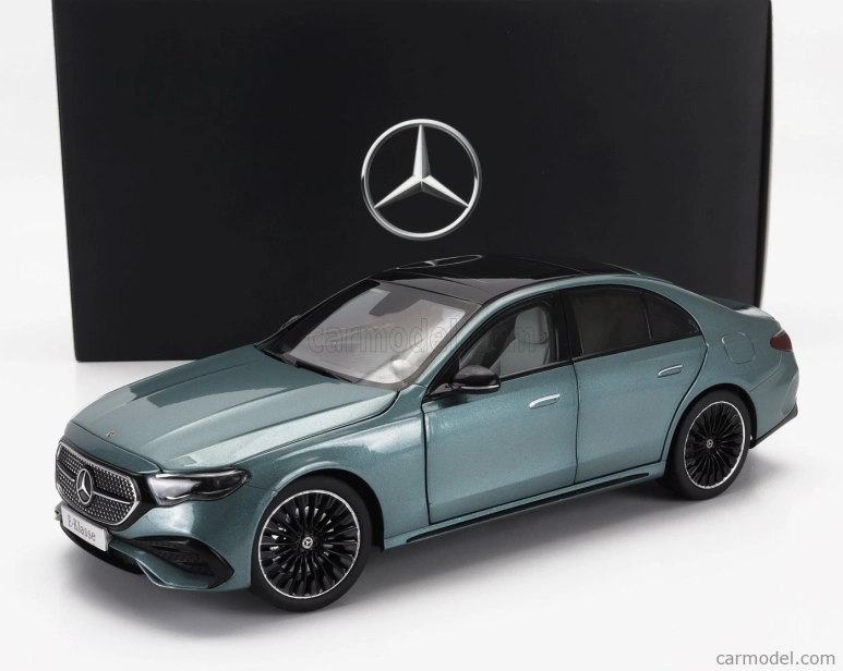 Mercedes benz triedy E (w214) Amg Line 2024 v mierke I 1:18 Veľmi svetlá zelená met.
