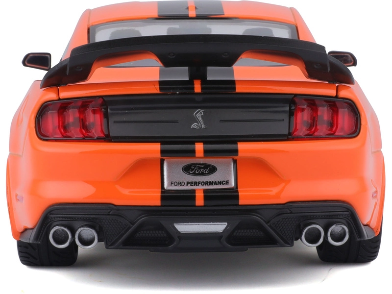Maisto Mustang Shelby GT500 2020 1:24 oranžová