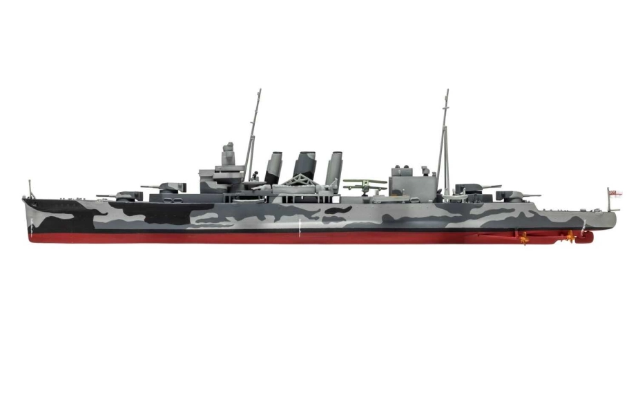 Classic Kit VINTAGE loď A03203V - HMS Suffolk (1:600)