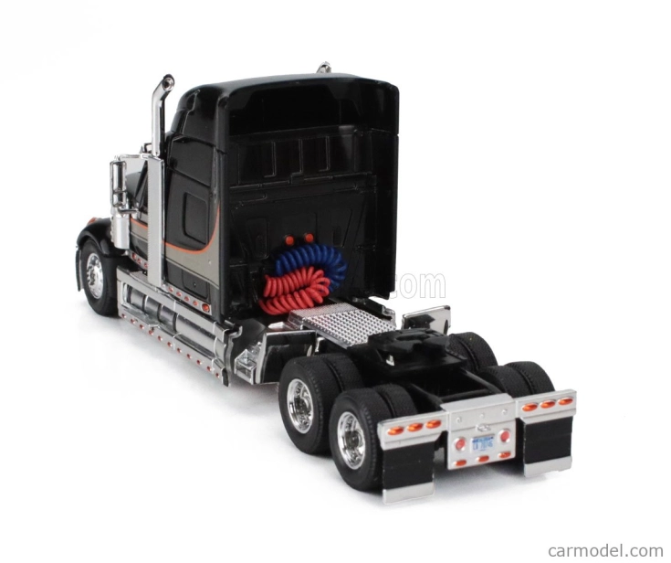 Ixo-models International Lonestar Tractor Truck 3-assi 2010 1:64 Black