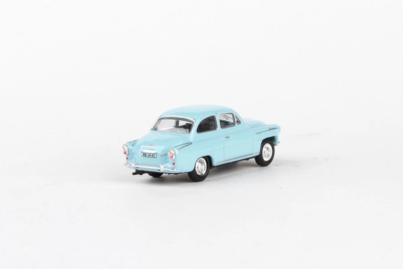 Abrex Škoda Octavia (1963) 1:72 – modrá svetlá