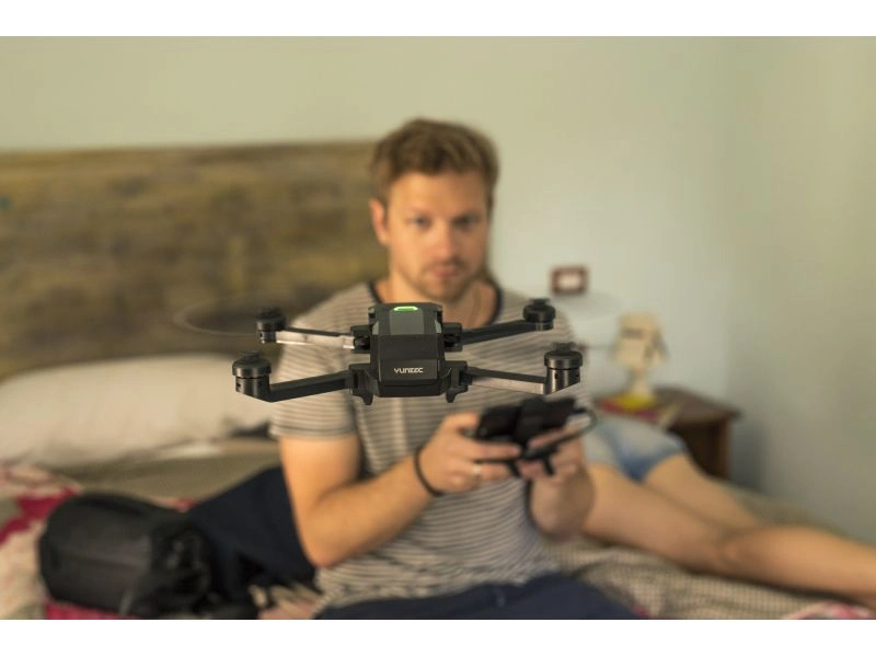 Dron Yuneec Mantis Q X Pack