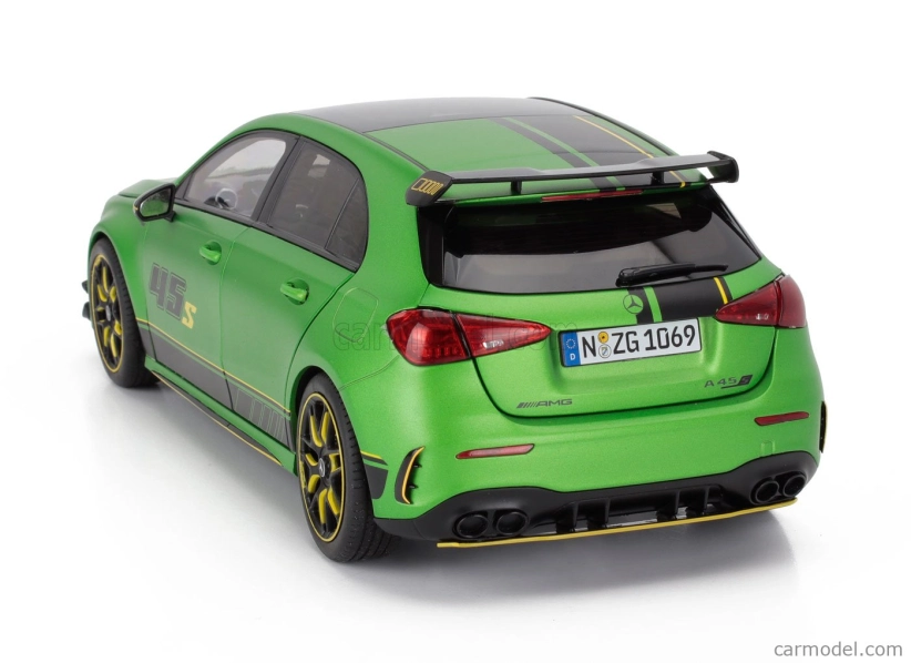 Nzg Mercedes benz A-class A45s 4-matic Amg 2023 1:18 Zelená S Černou