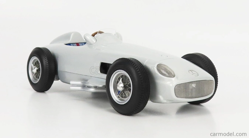 Werk83 Mercedes benz F1  W196 N 0 Plain Body 1954 1:18 Silver