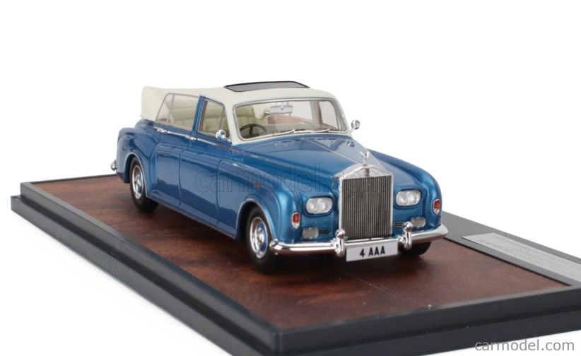 Matrix scale models Rolls royce Phantom Vi Landaulette Semiconvertible Open 1973 1:43 Světle Modrá Bílá