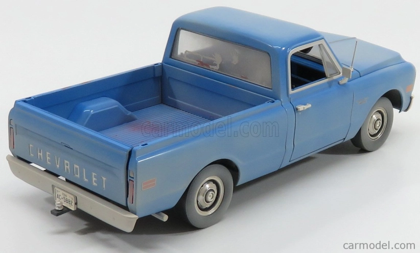 Highway61 Chevrolet C-10 Custom Pick-up 1970 - Texaský masaker motorovou pílou 1:18 Svetlomodrá