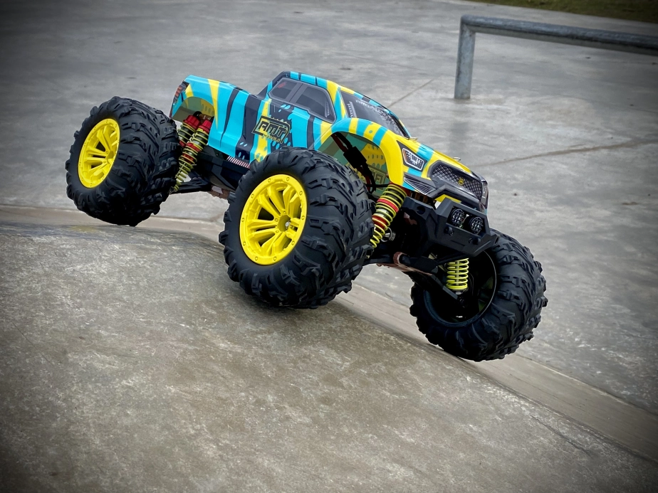 RC auto RMT Monster Tornado + náhradná batéria 3S | RCprofi.sk