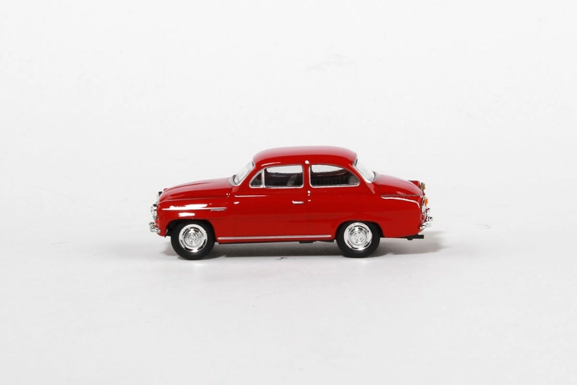 Abrex Škoda Octavia (1963) 1:72 – červená tmavá