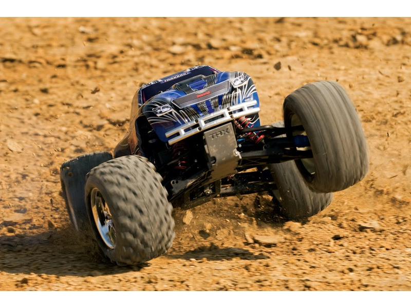 RC auto Traxxas Nitro T-Maxx