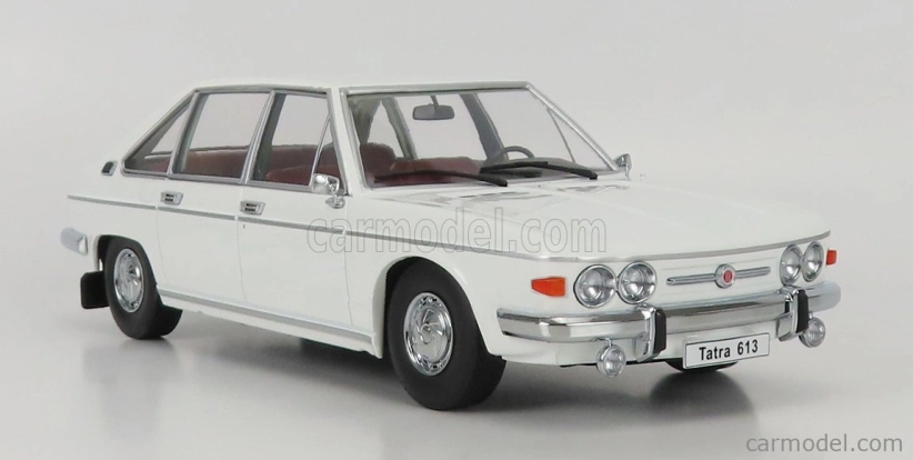 Triple9 Tatra 613 1979 1:18 Bílá