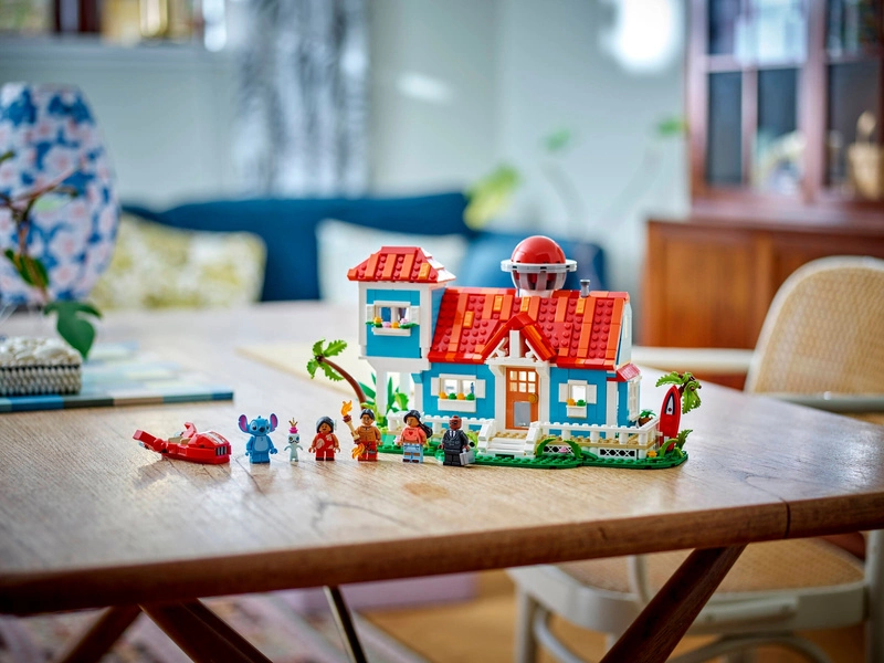 LEGO Disney - Lilo a Stitch a domček na pláži