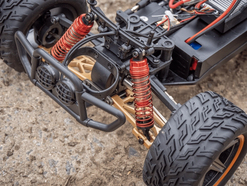 RC auto WL Toys 104009 + náhradná batéria