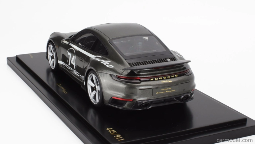 Spark-model Porsche 911 992 Coupe N 74 50th Anniversary 2023 - Con Vetrina - S vitrínou 1:18 Green Aventurine