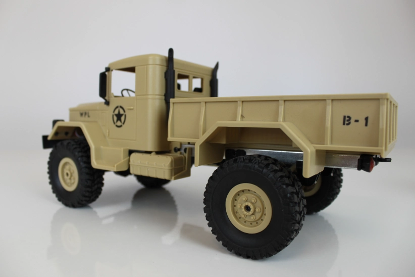 RC auto Military Truck, piesková