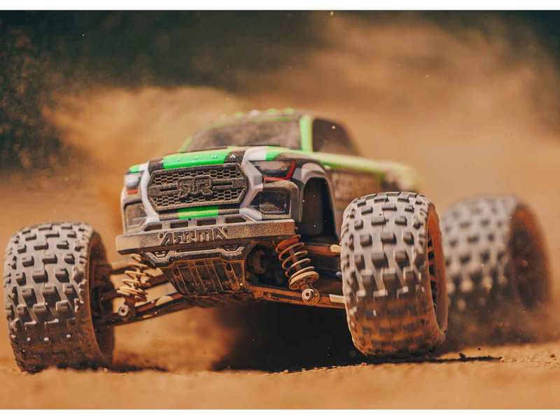 RC auto Arrma Granite Grom 1:18 4WD Smart RTR, červené