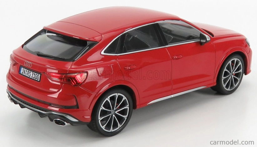 Minichamps Audi Q3 Rs Sportback 2019 1:18 Tango Red