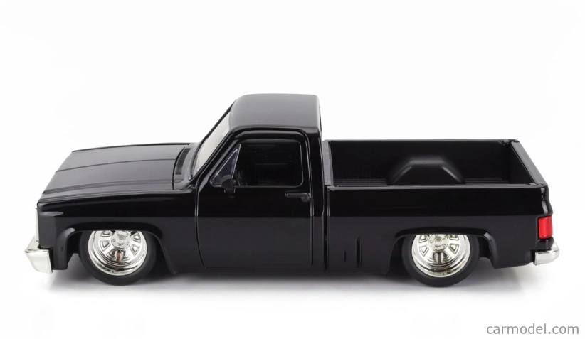 Jada Chevrolet C-10 Pick-up Custom 1985 1:24 Black