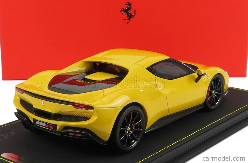 Bbr-models Ferrari 296 Gtb Hybrid 830hp V6 2021 - Con Vetrina - S vitrínou 1:18 Giallo Modena - žltá