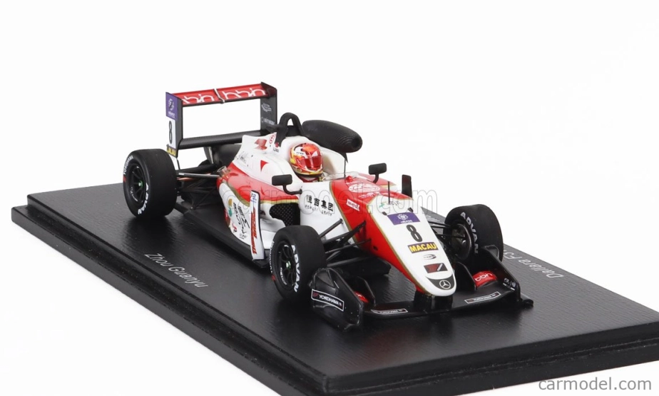 Spark-model Dallara F312 N 8 Macau F3 Race 2 2017 Guanyu Zhou 1:43 Biela červená