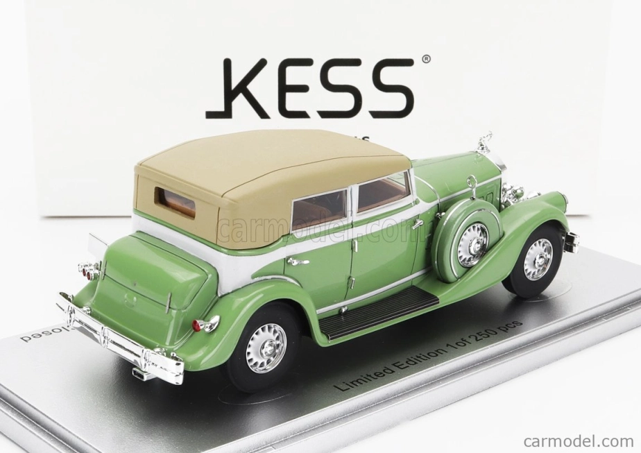 Kess-model Pierce arrow 124 Convertible Berline Sedan Le Baron Closed 1933 1:43 Světle Zelená